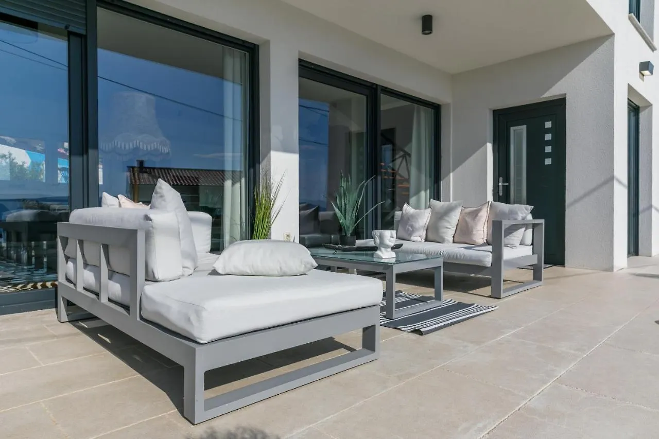 Villa Alma Krk Linardici Holiday home