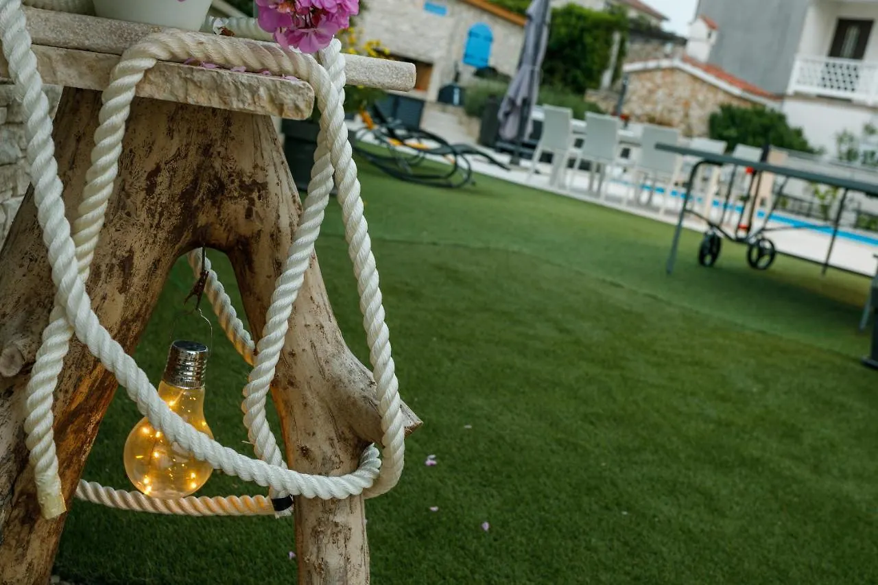 Holiday home Villa Alma Krk Linardici